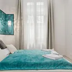 P43 Paulay Apartment